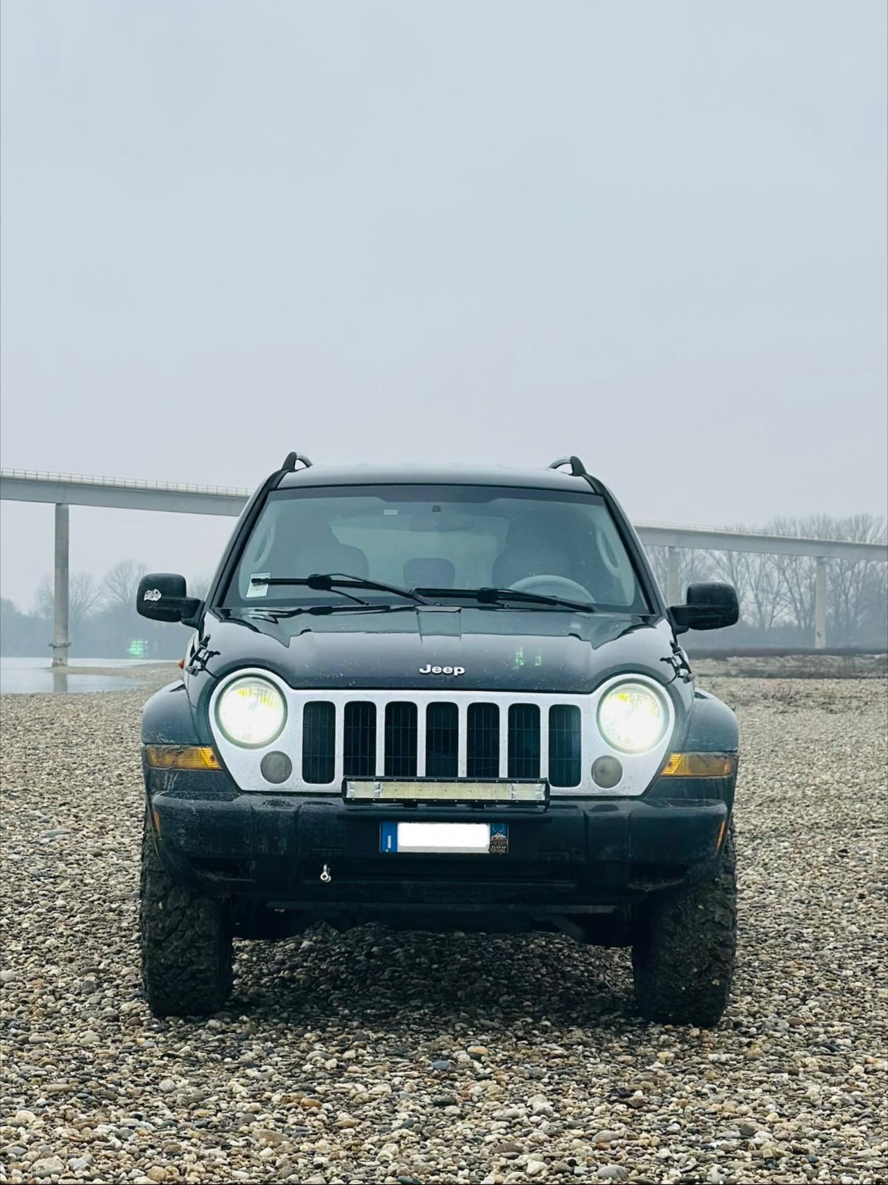 Jeep Cherokee 2.8 CRD Limited