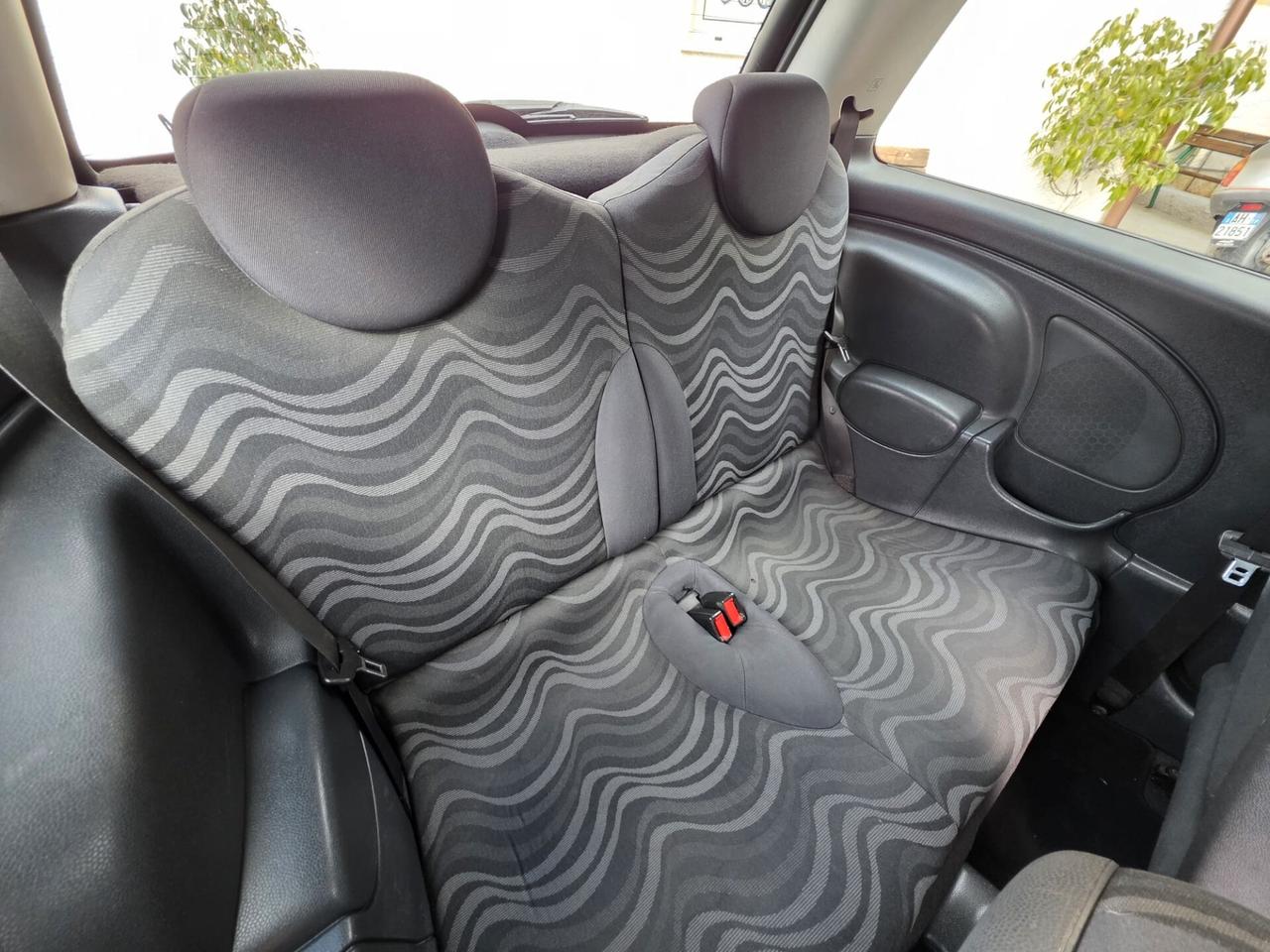 Mini 1.4 tdi One D de luxe