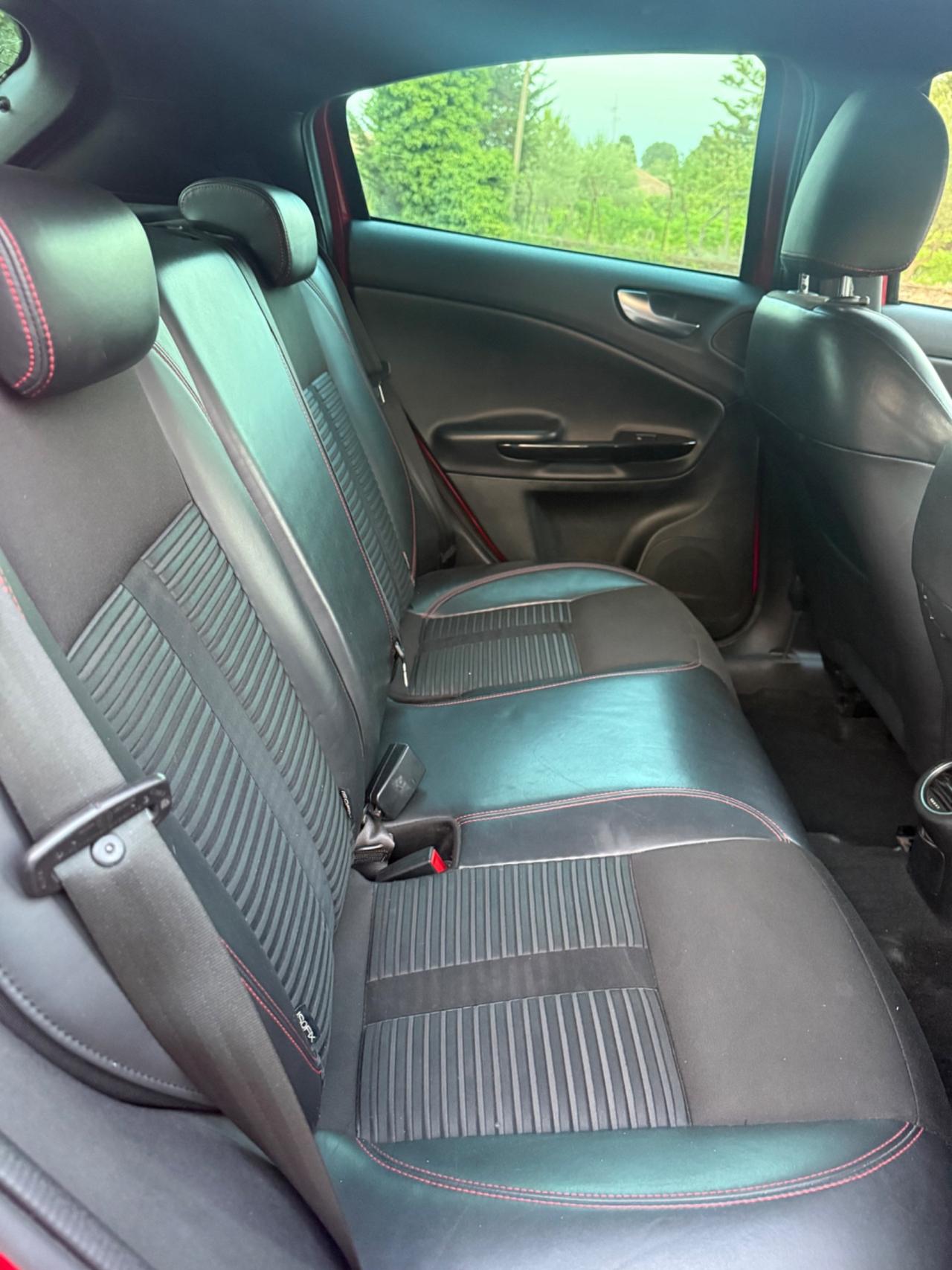 Alfa Romeo Giulietta 1.6 JTDm-2 105 CV Exclusive