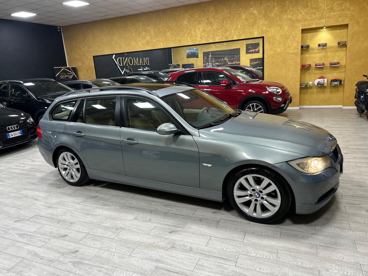 BMW 320d 177 cv “TETTO/NAVI/PELLE/17”-2008