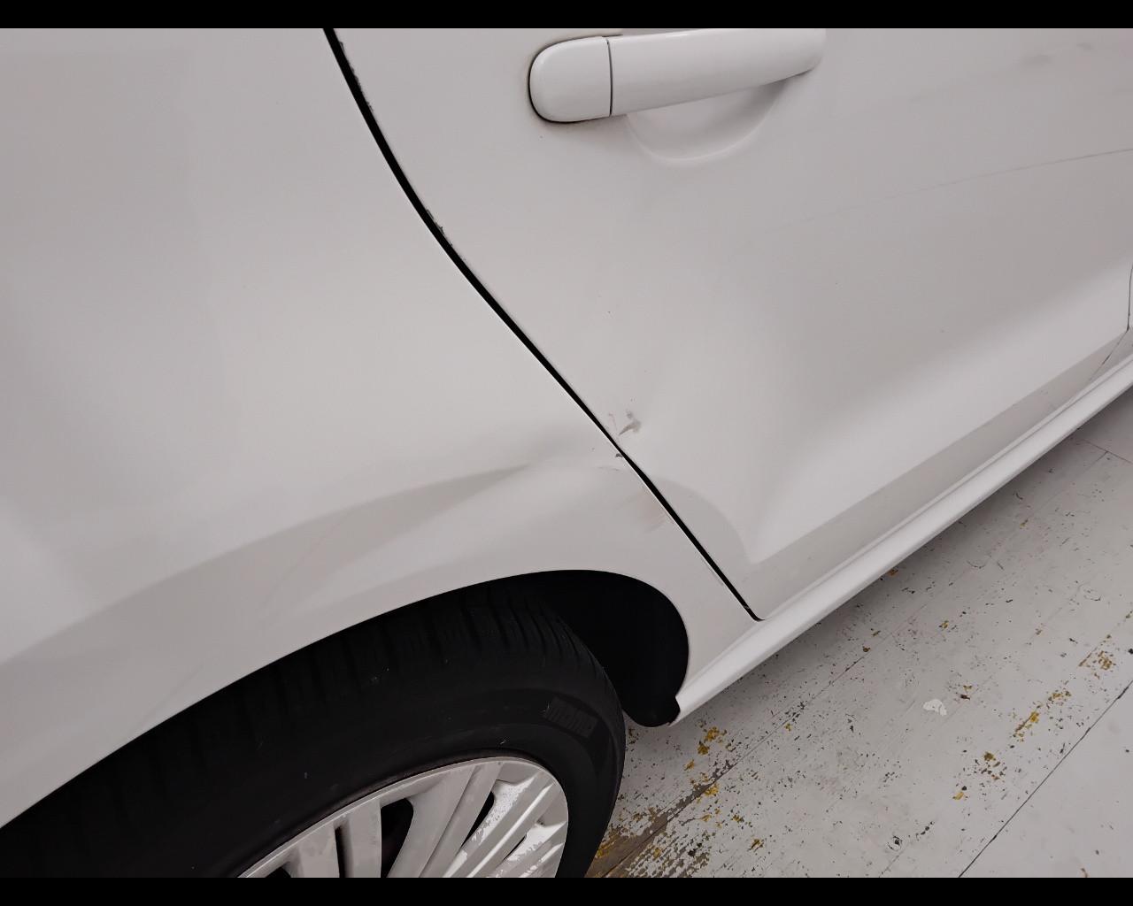 VOLKSWAGEN Polo V 2014 - Polo 5p 1.0 mpi Comfortline 75cv