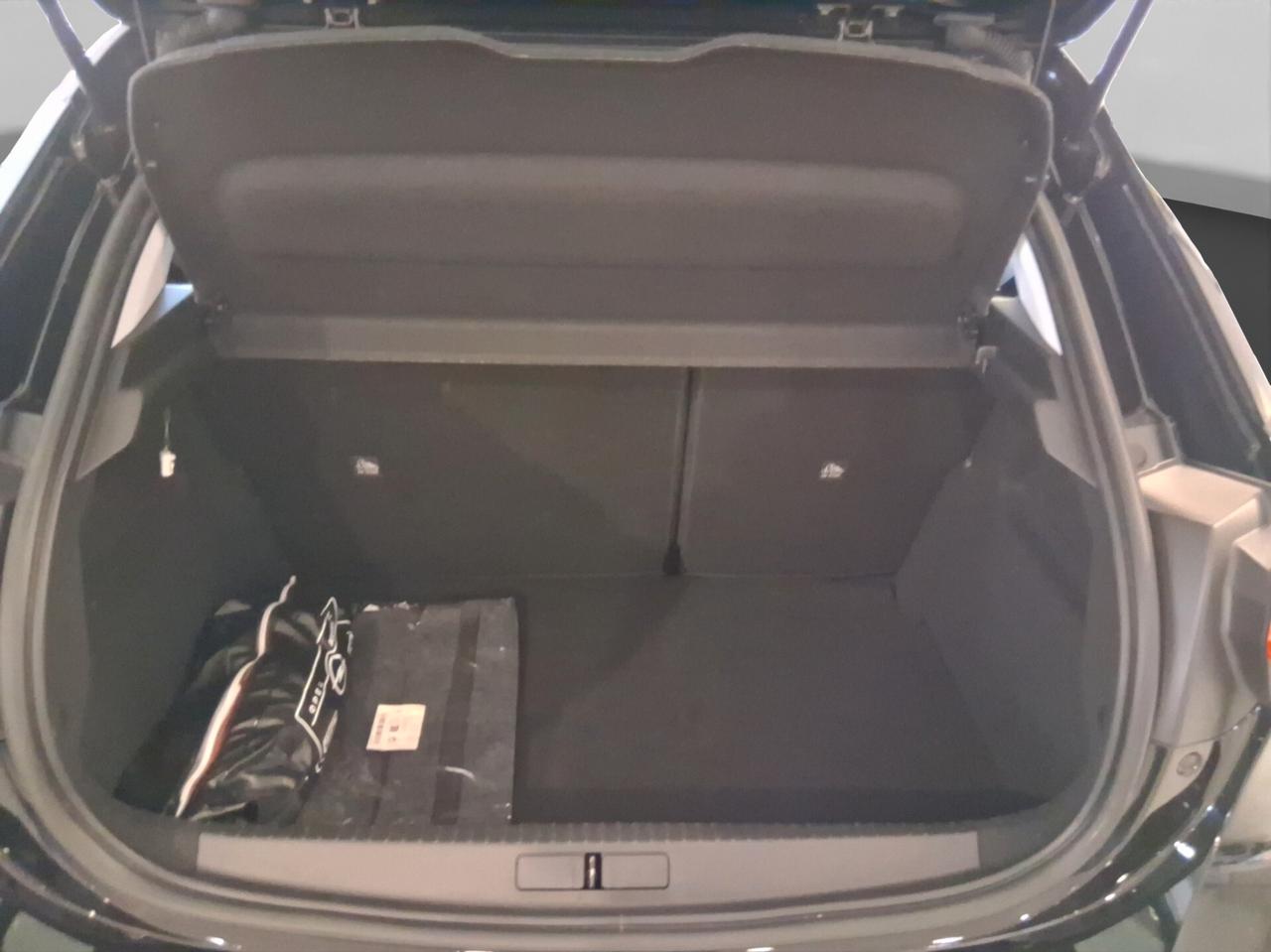 Opel Corsa 1.2 Design & Tech 75CV