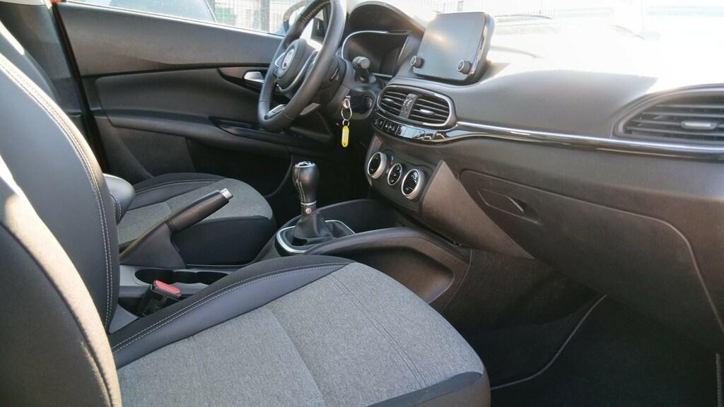 Fiat Tipo 1.0 Cross