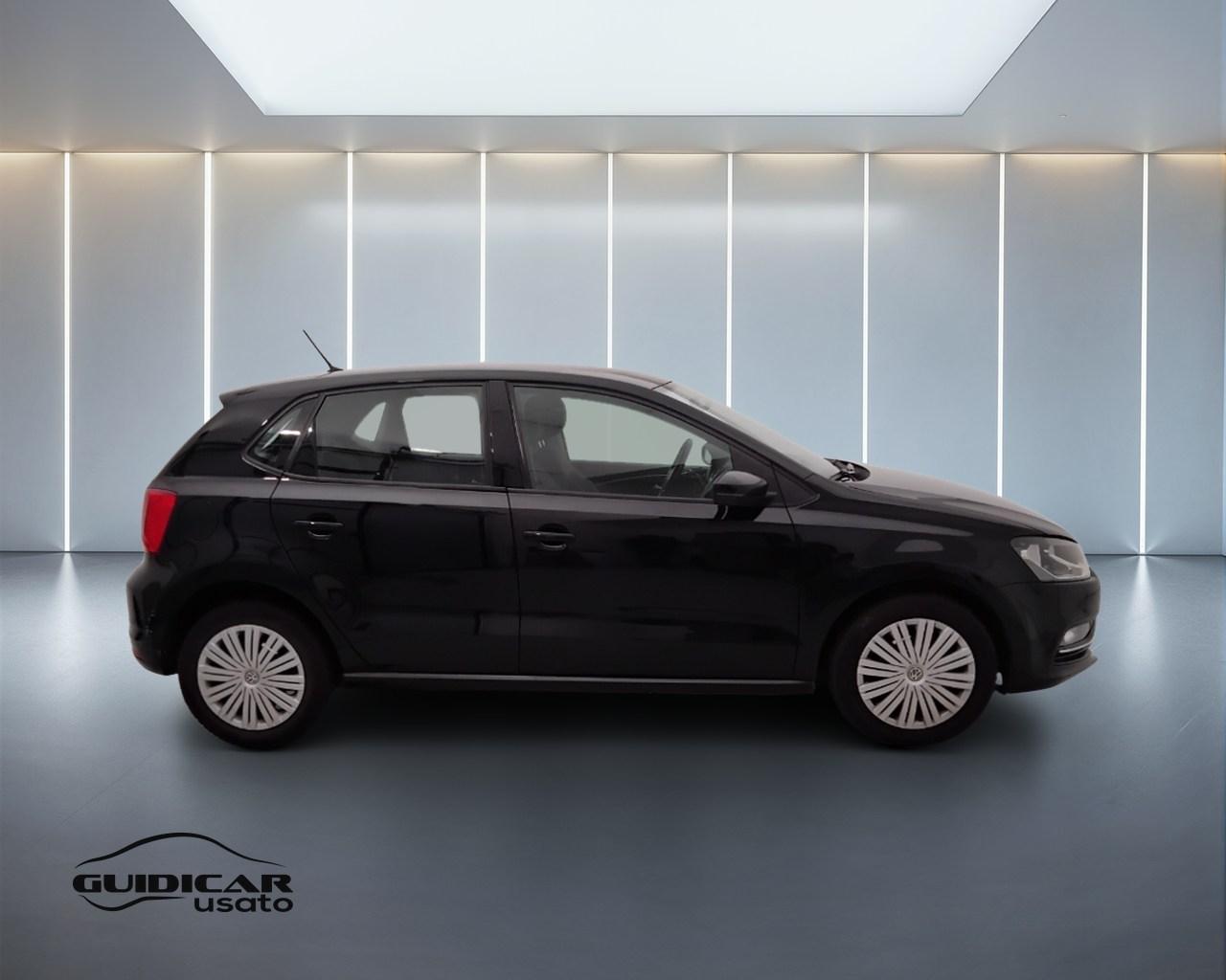VOLKSWAGEN Polo V 2014 - Polo 5p 1.0 mpi Comfortline 75cv