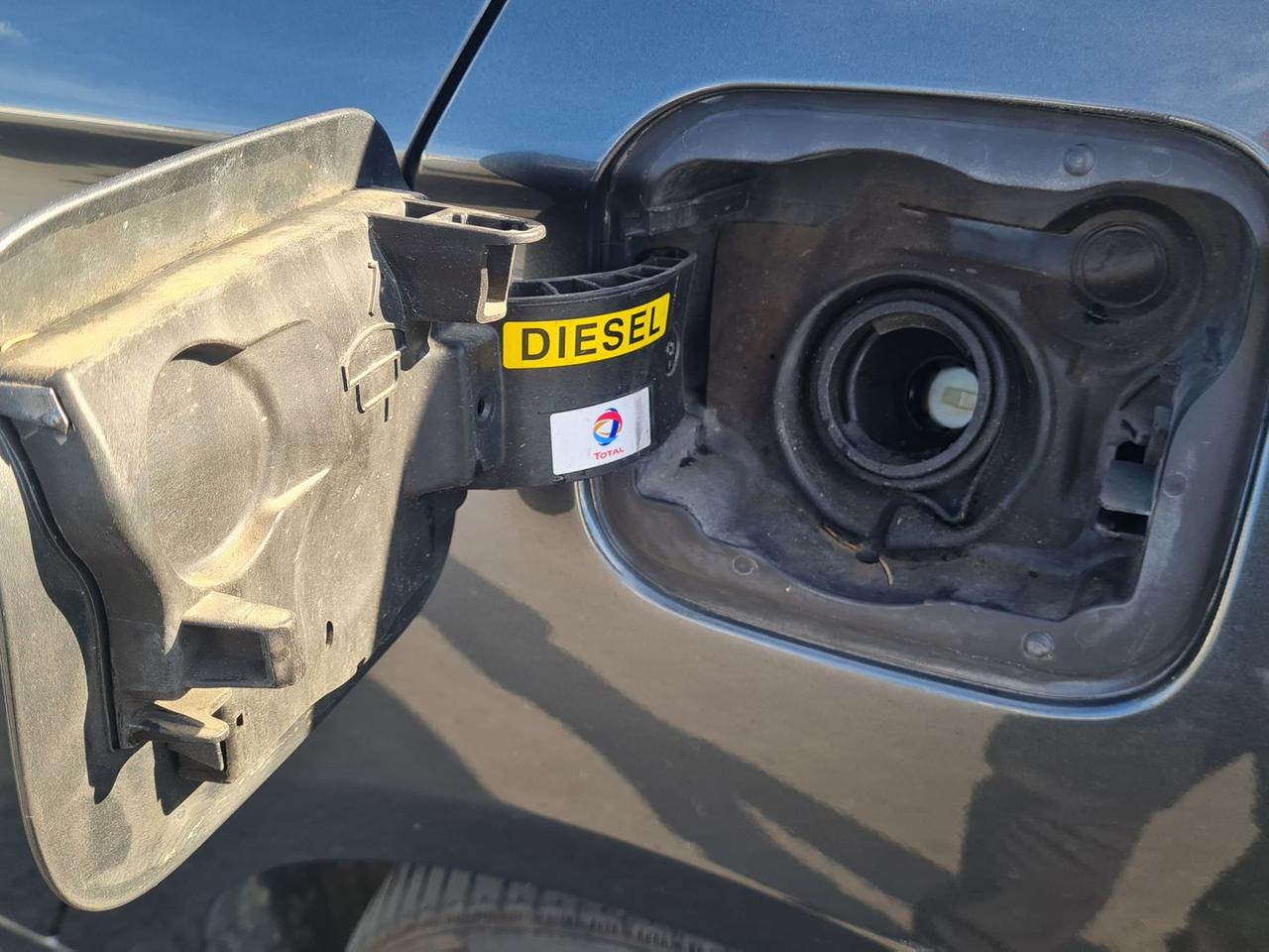 Citroen C-Elysee 1.6 HDi 92 exclusive #7487