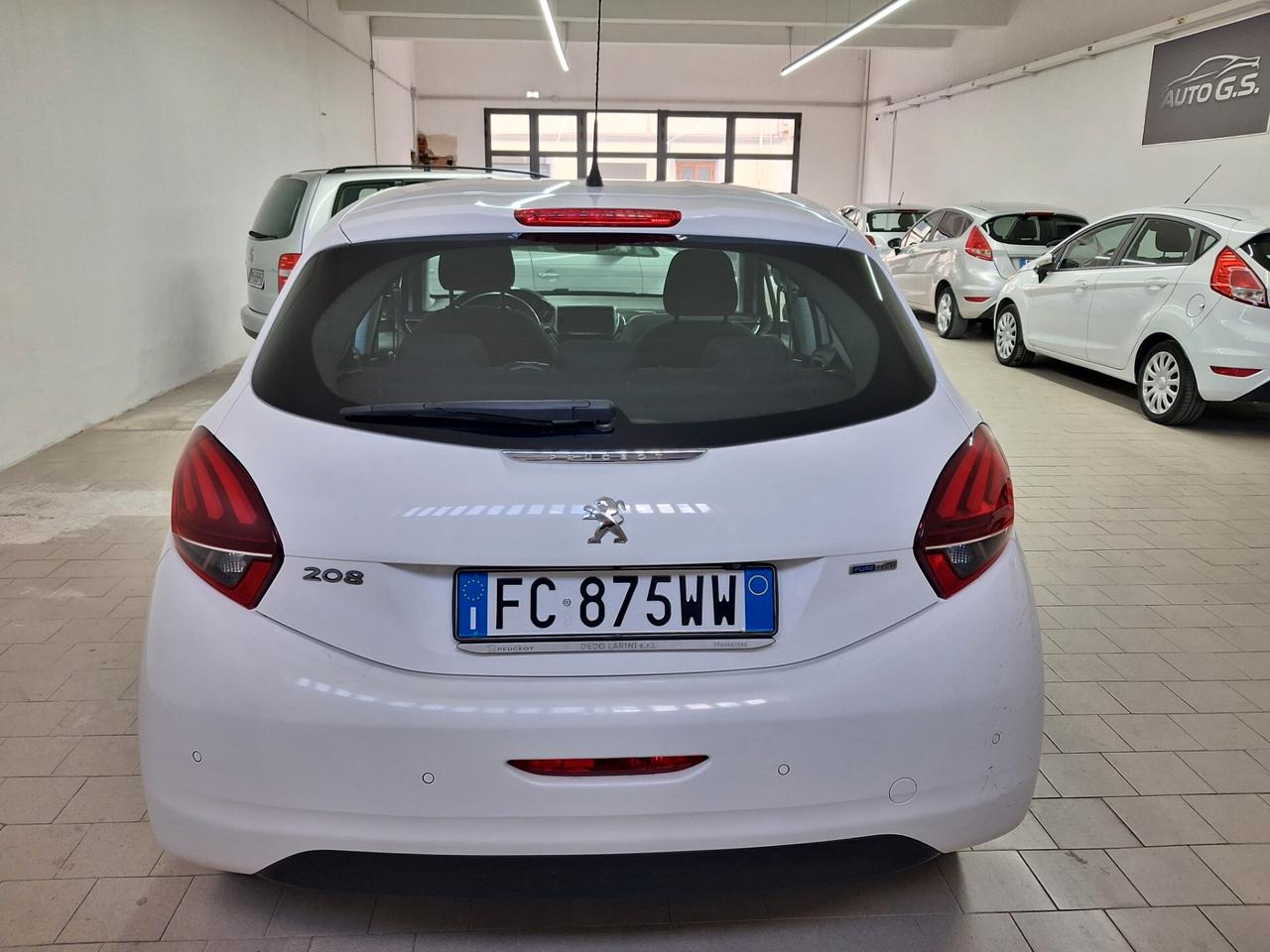 Peugeot 208 PureTech 82 5 porte Allure
