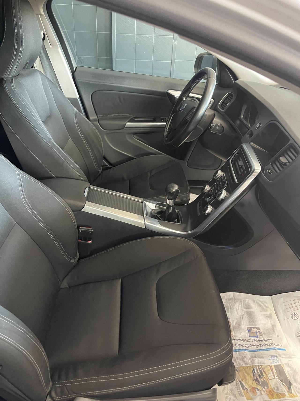 Volvo V60 D2 1.6 Kinetic