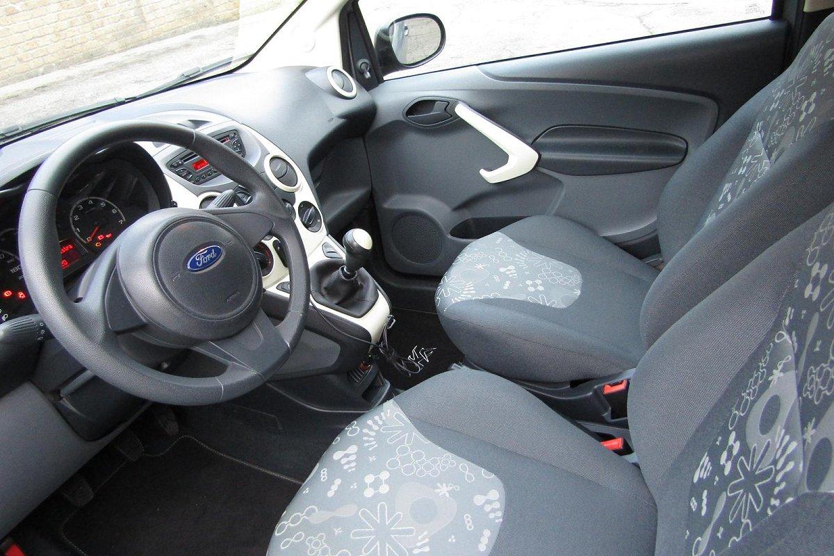 FORD Ka 1.2 8V 69 CV Individual