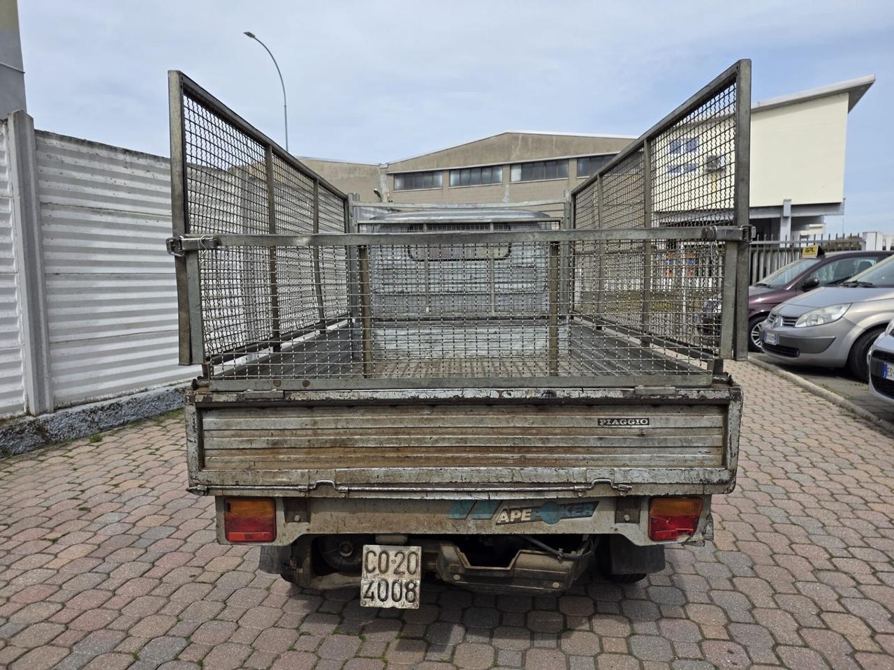 Piaggio Poker Ape 422 cilindra 14.5kw. - 19.7cv. Ribaltabile