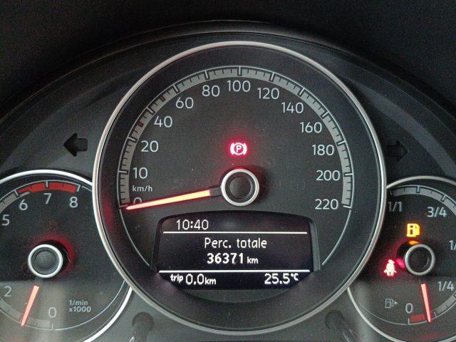 VOLKSWAGEN up! 1.0 5p. EVO beats up! BlueMotion Technology