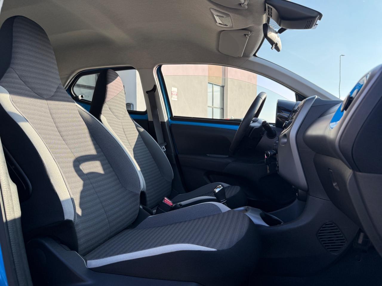 Toyota Aygo Connect 1.0 VVT-i 72 CV 5 porte x-cool MMT