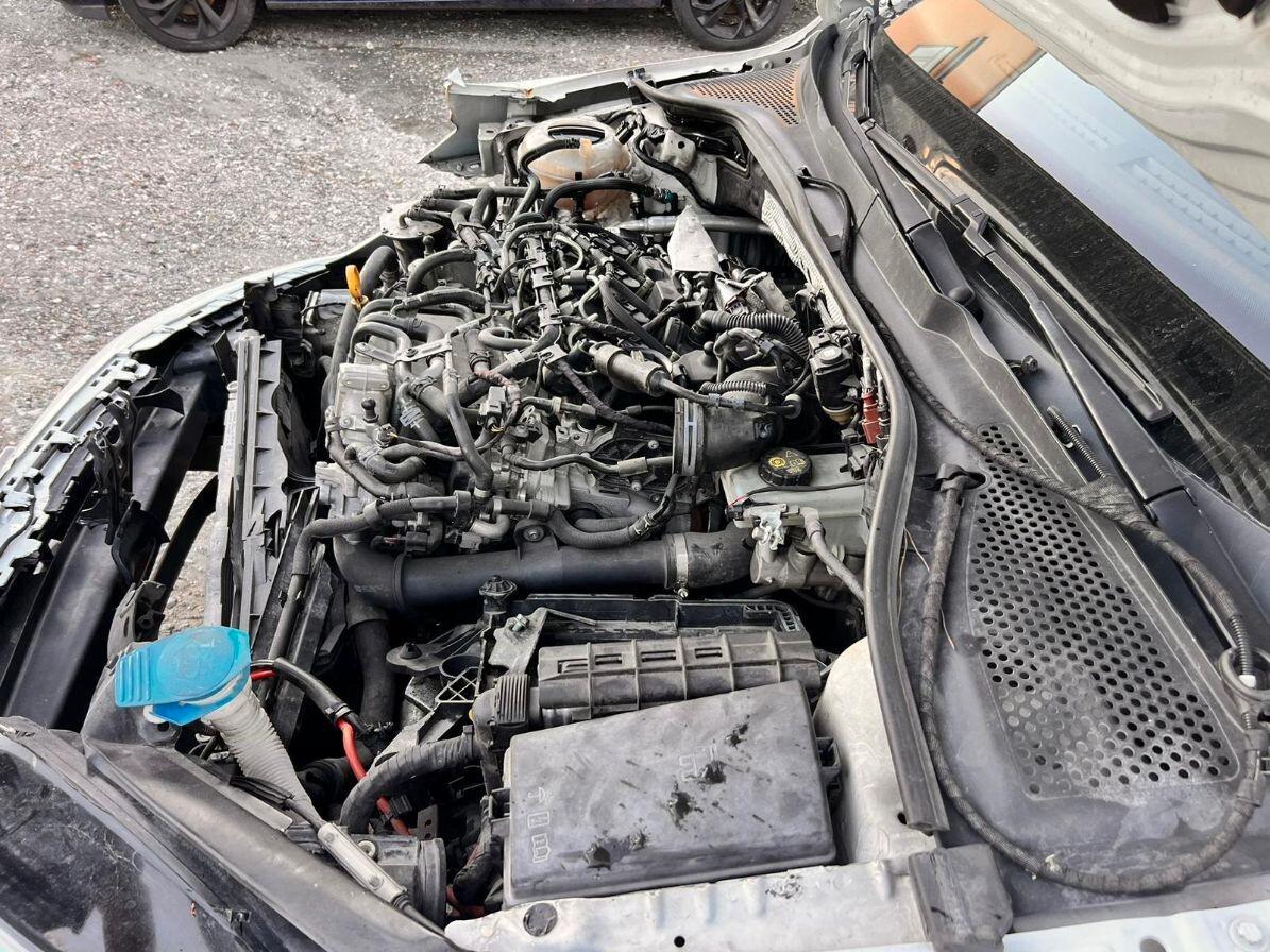 Volkswagen Golf 1.6 TDI 110 CV 5p. R-LINE