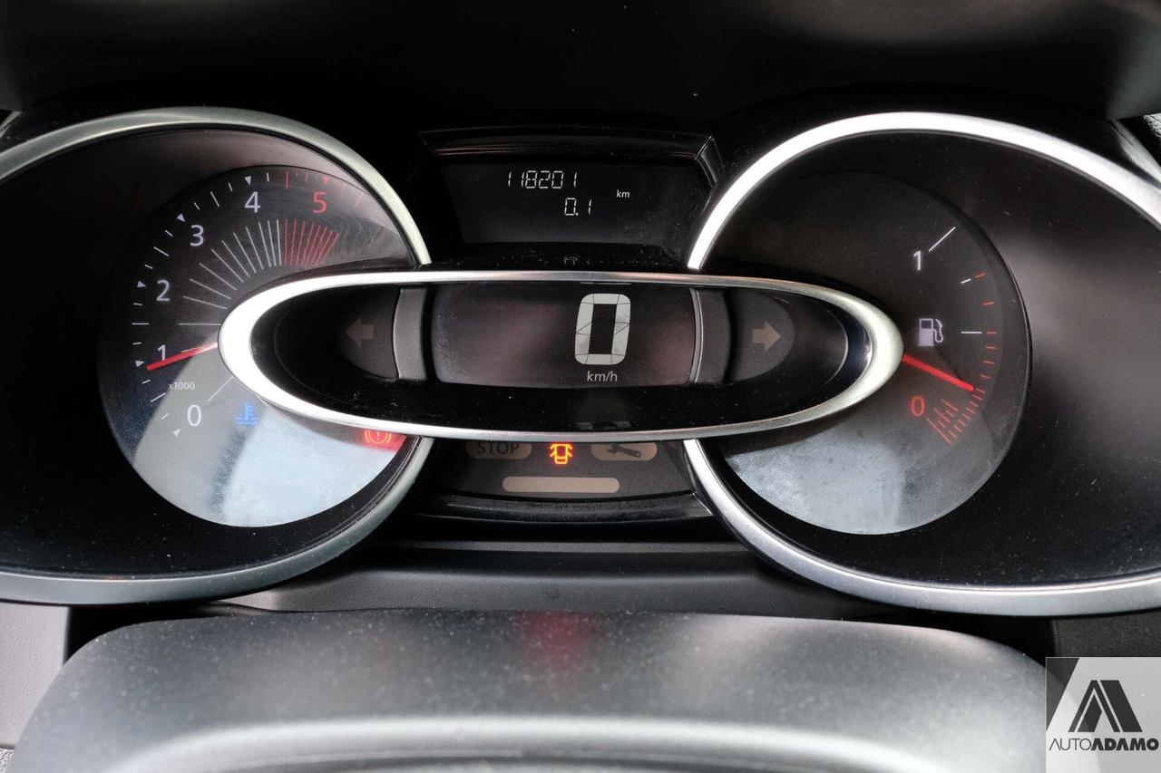 Renault Clio 75CV Energy Duel
