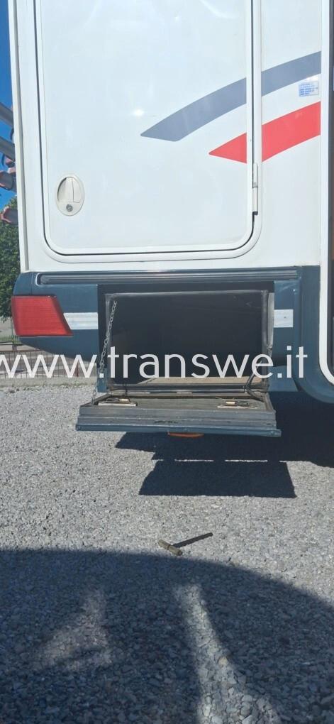 Roller Team Autoroller 67 mansardato con letti a castello