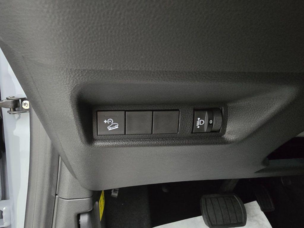 Jeep Avenger 1.2 Turbo 100 CV e-Hybrid Summit + Tetto