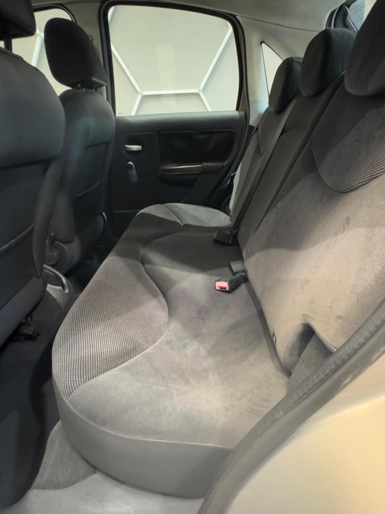 Citroen C3 1.1 Elegance Uniproprietaria