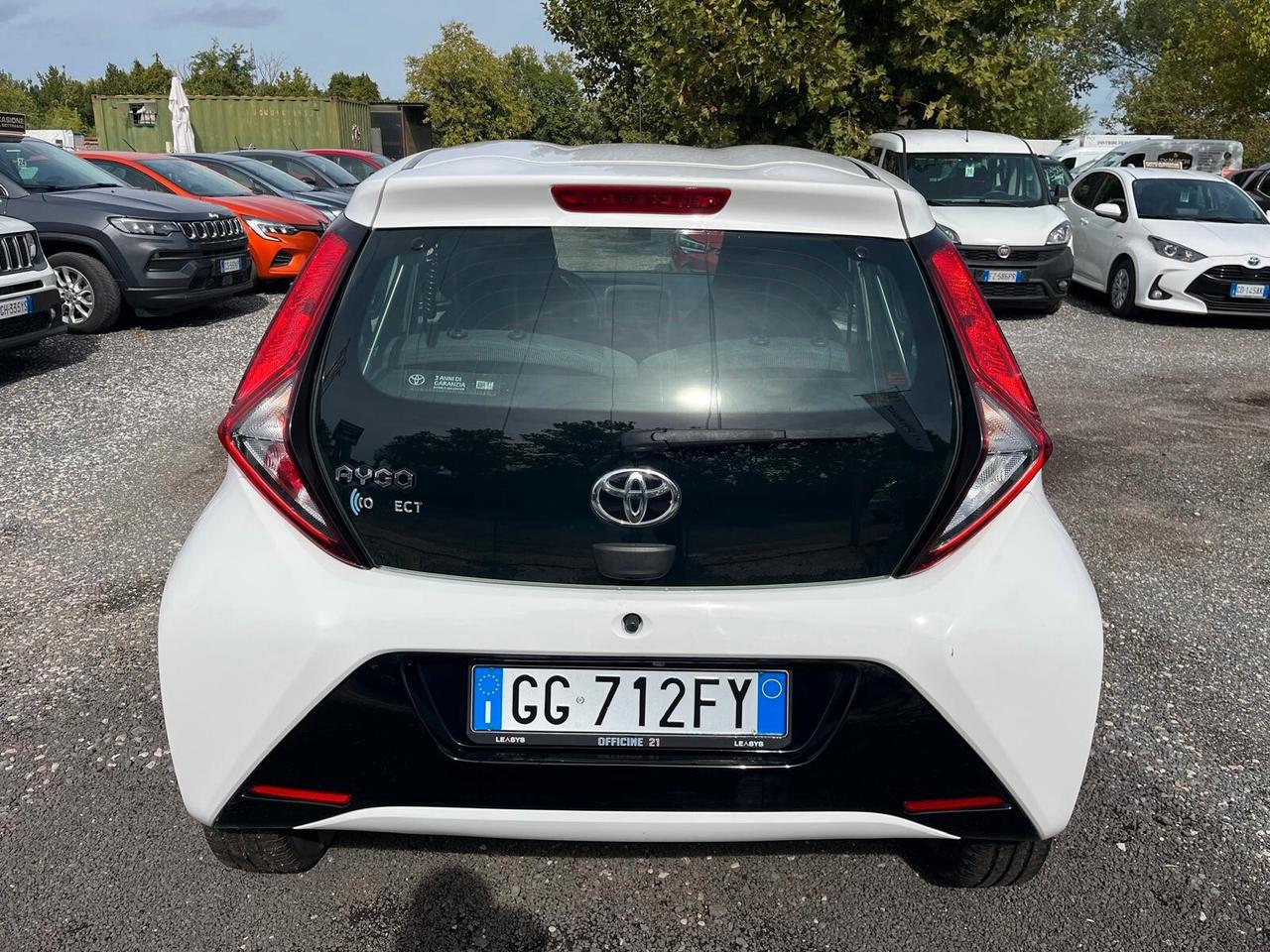 Toyota Aygo Connect 1.0 VVT-i 72CV 5 porte x-business plus