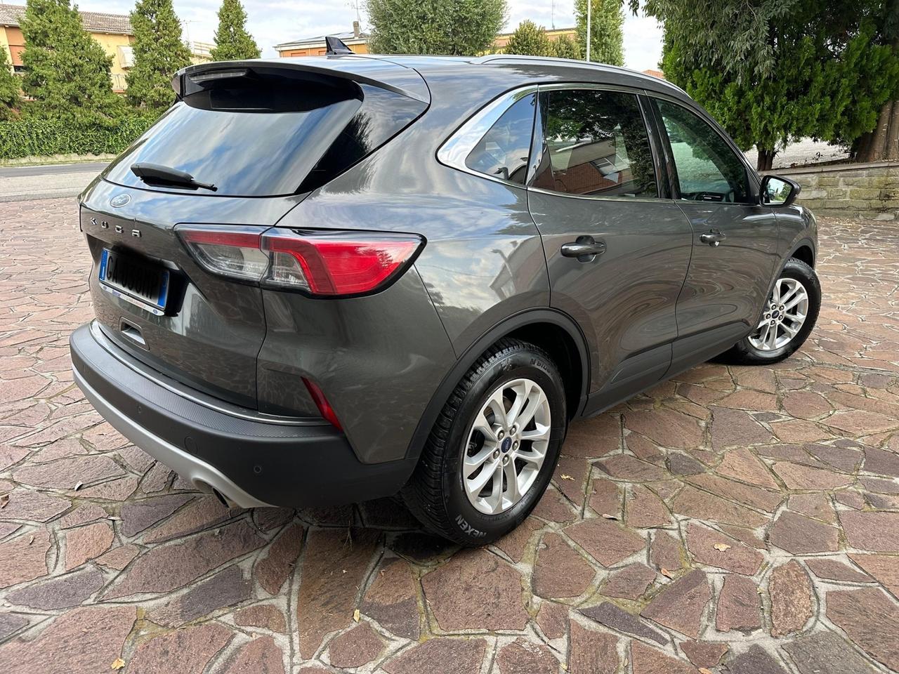 Ford Kuga 2.0 TDCI 120 CV S&S 2WD Business neopatentato