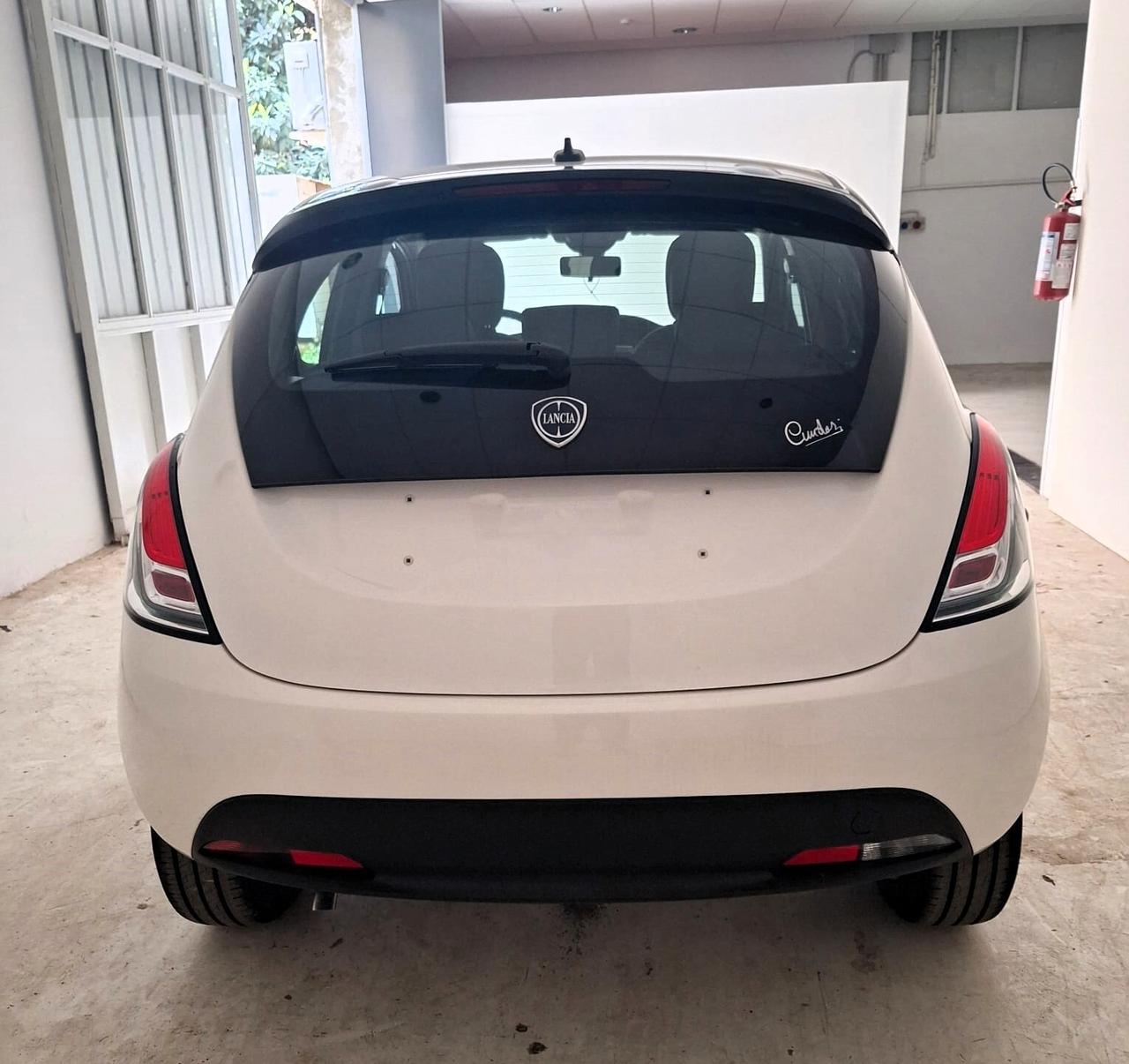 Lancia Ypsilon 1.0 FireFly 5 porte S&S Hybrid Oro n 101079