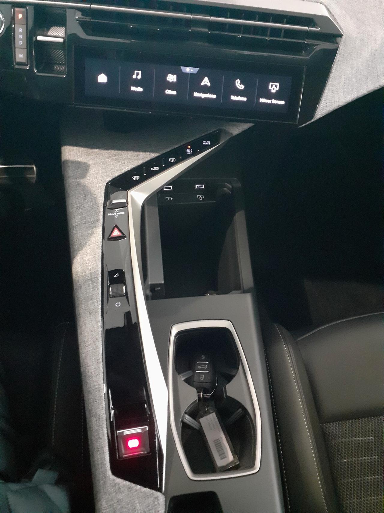 Peugeot 5008 1.2 HYBRID 145cv GT E-DCS6
