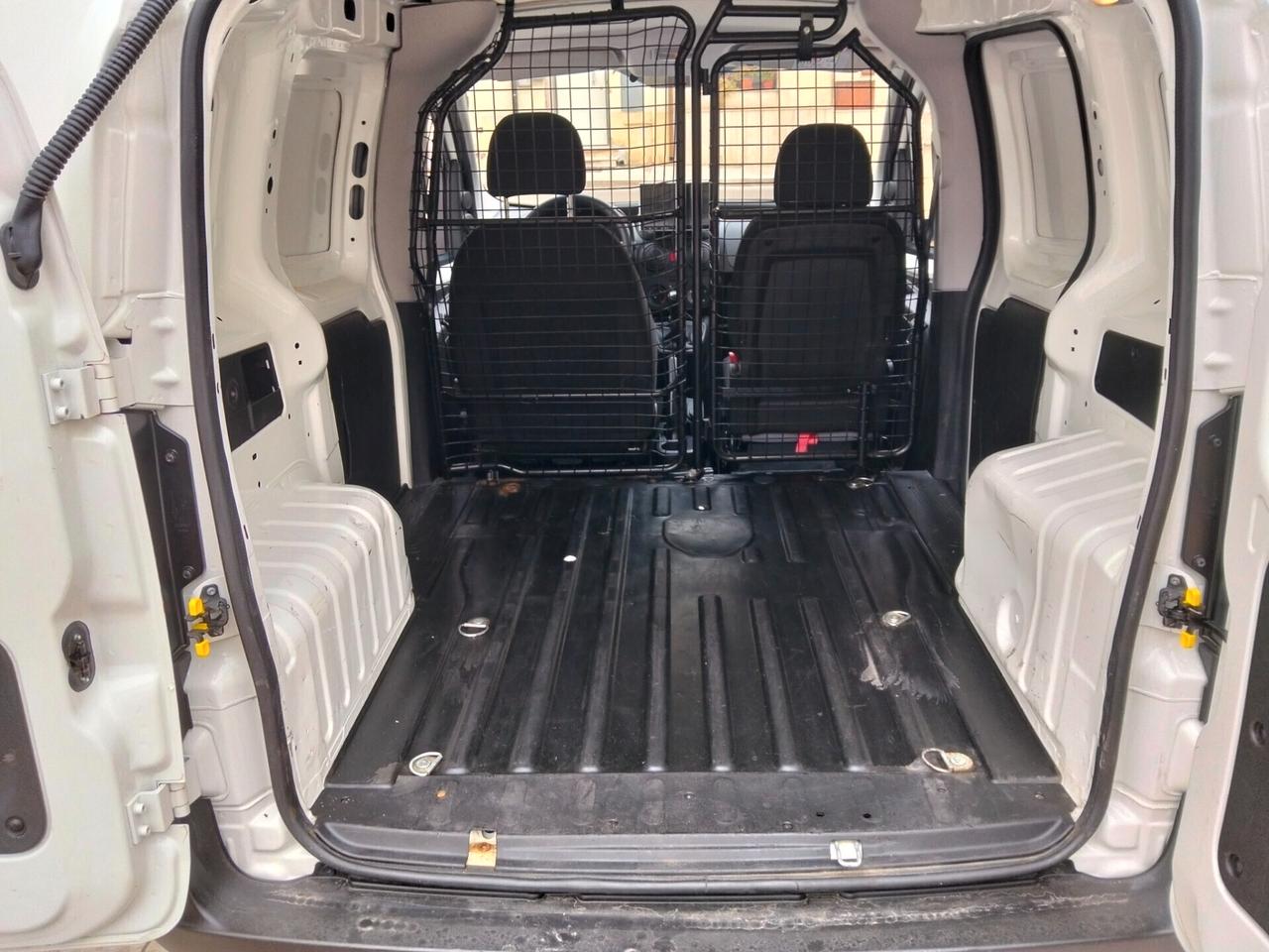 Fiat Fiorino 1.3 MJT 95CV Cargo Adventure