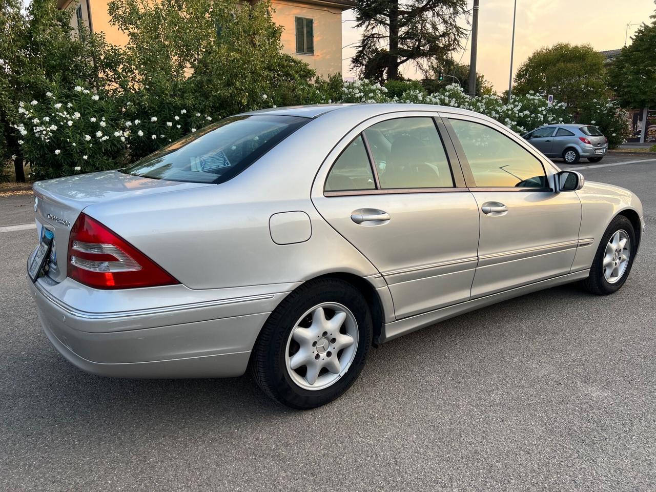 Mercedes-benz C 200 Kompressor TPS cat Elegance