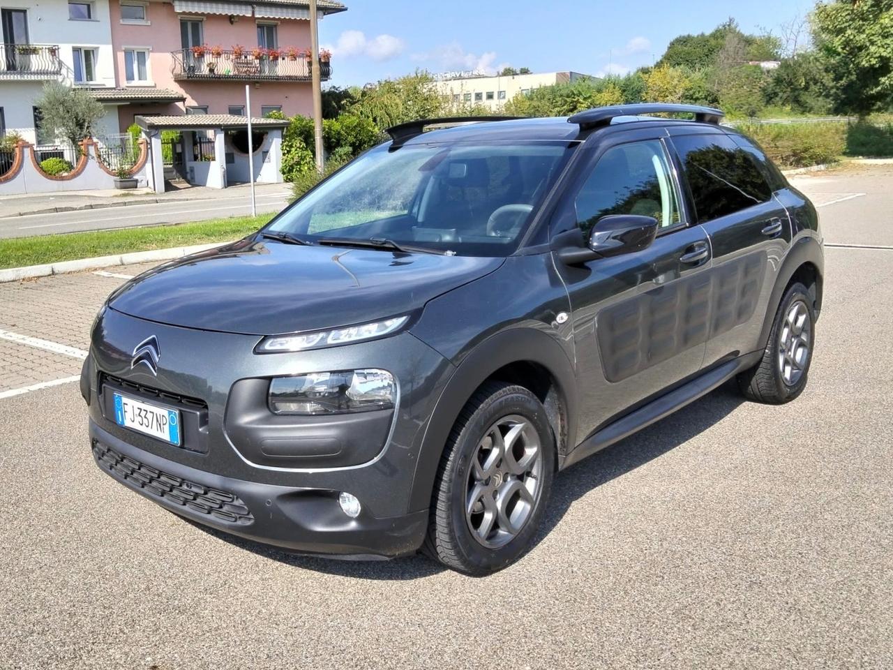 Citroen C4 Cactus PureTech 82 Shine*Panorama*Navi*Camera*Cerchi