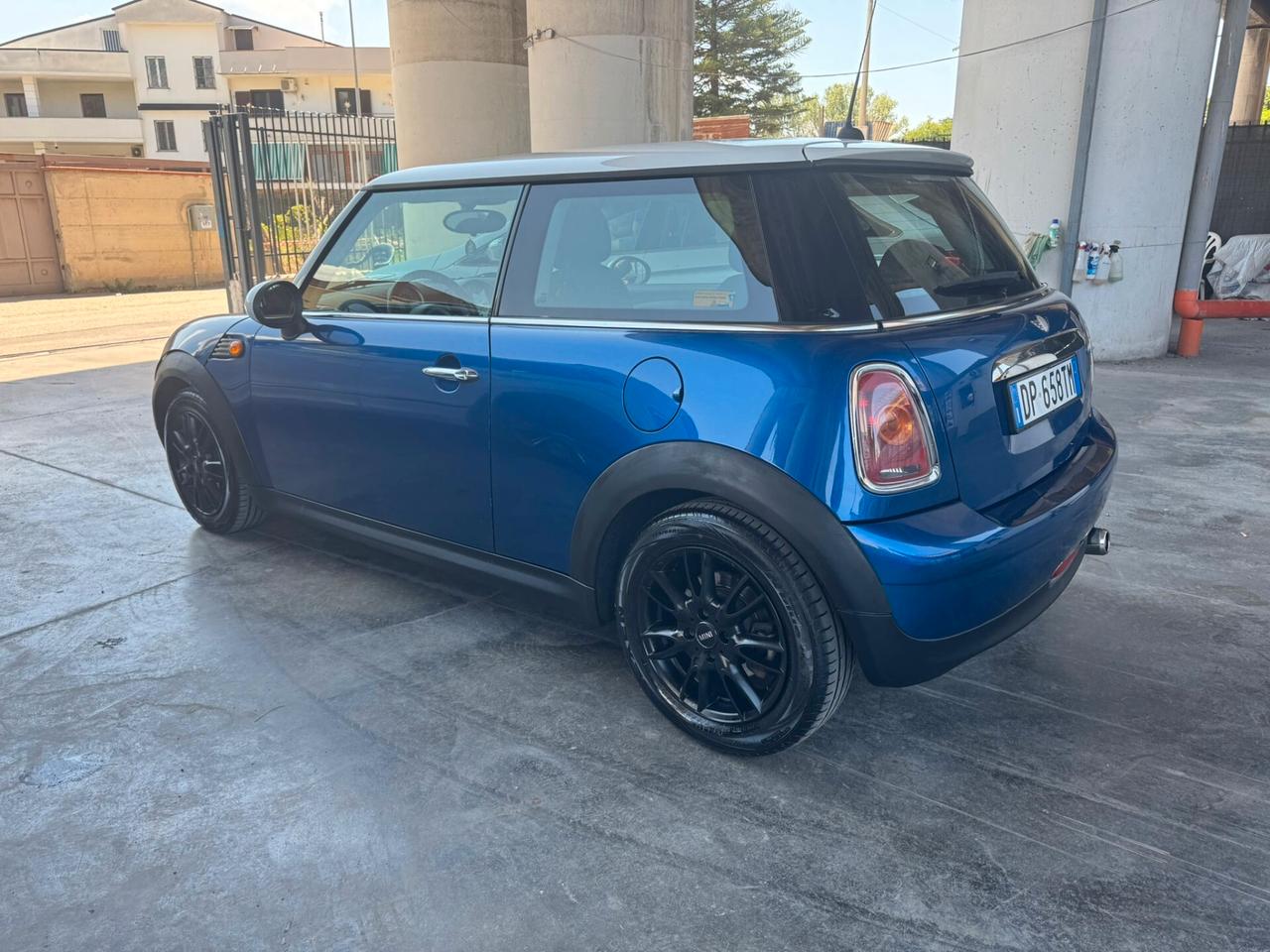 Mini Cooper D Clubman 1.6 16V 110cv