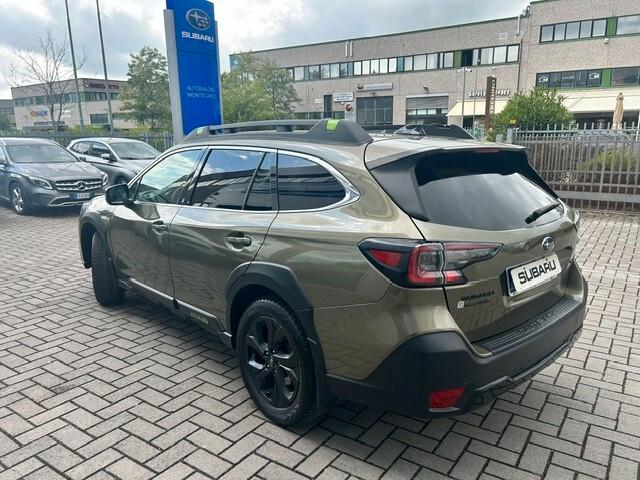 Subaru OUTBACK 2.5i Lineartronic 4dventure
