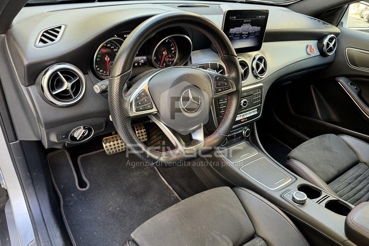 MERCEDES GLA 200 Sport