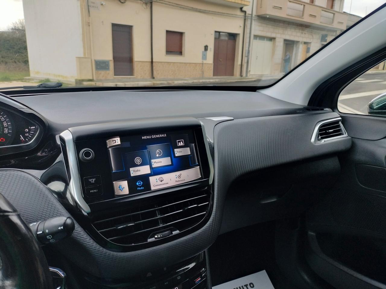 Peugeot 2008 1.6 e-HDi 92 CV Stop&Start Allure