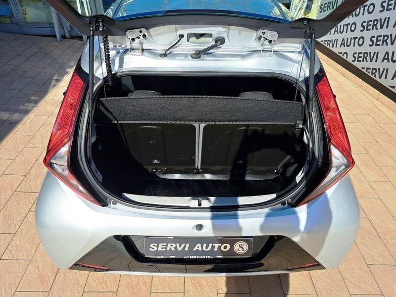 Toyota Aygo Connect 1.0 Vvt-i 72