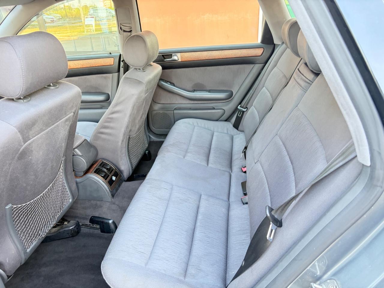 Audi A6 2.4 V6 cat Ambiente A.S.I