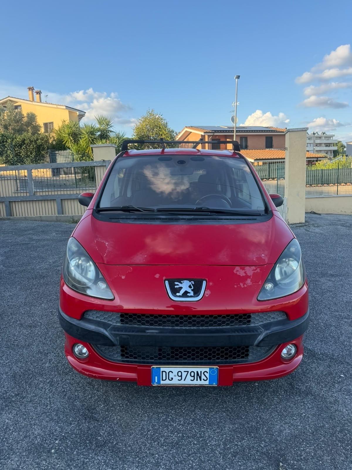 Peugeot 1007 1.4 Happy