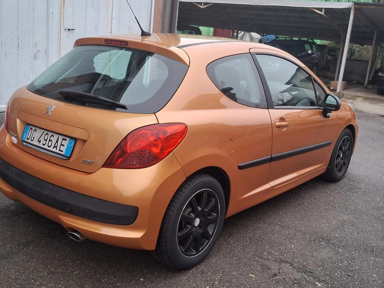 Peugeot 207 1.6 109CV 3p. XSI
