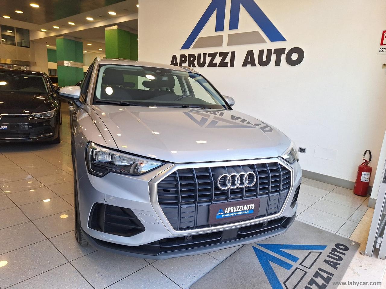 AUDI Q3 35 TDI S tronic Business