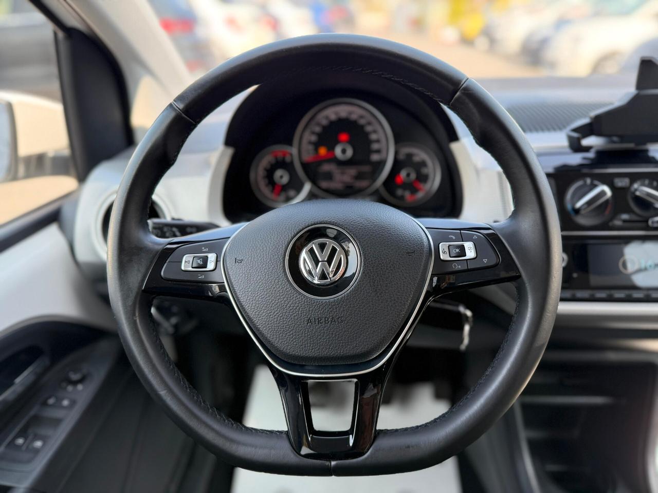 Volkswagen up! 1.0 75 CV 5p. move up!