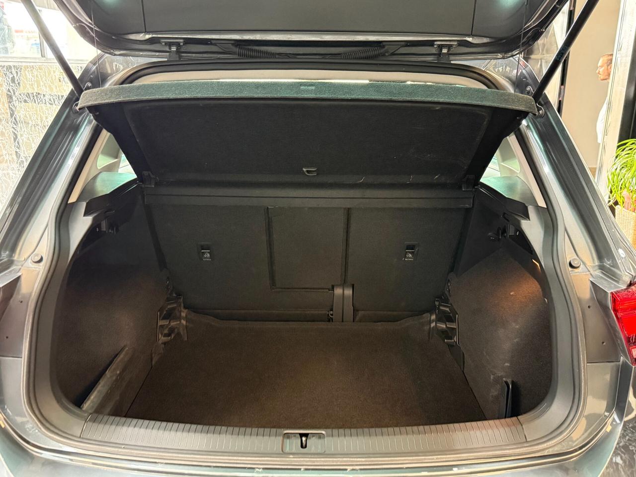 Volkswagen Tiguan 1.6 TDI R-Line