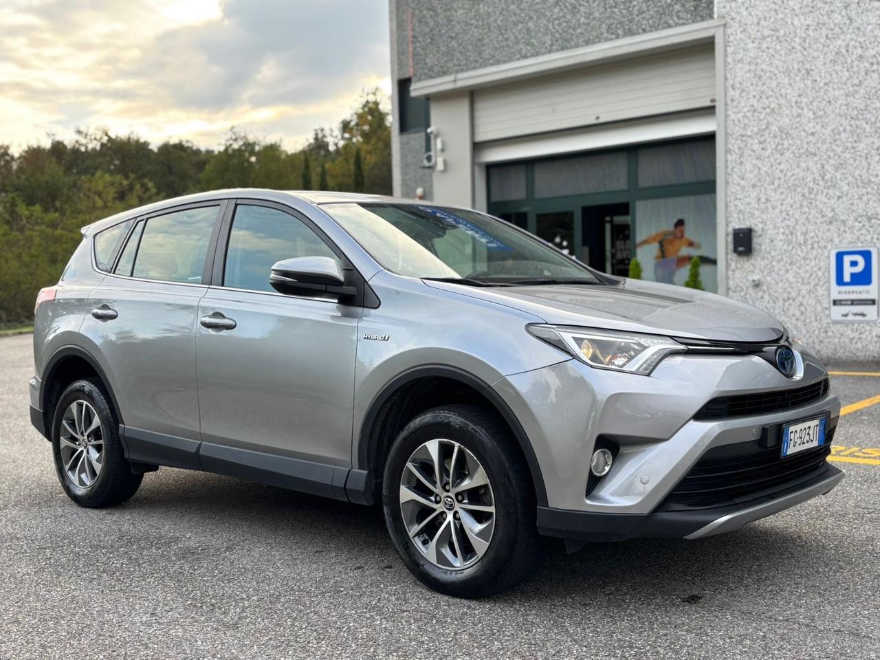 Toyota RAV 4 RAV4 2.5 Hybrid 2WD Business