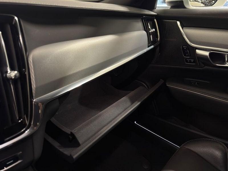 Volvo V90 Cross Country B4 D AWD automatico Plus