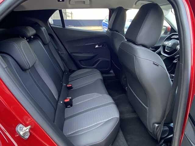 Peugeot 2008 PureTech 130 S&S Allure Pack