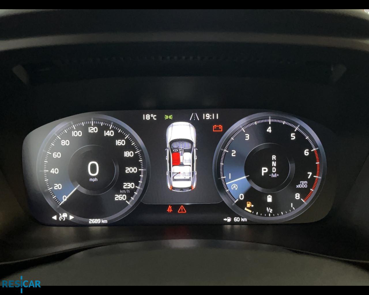 VOLVO XC40 - INSCRIPTION B4 197HP 7 DCT Km/0