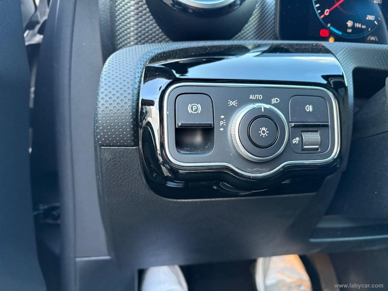 MERCEDES-BENZ A 180 d Automatic Sport