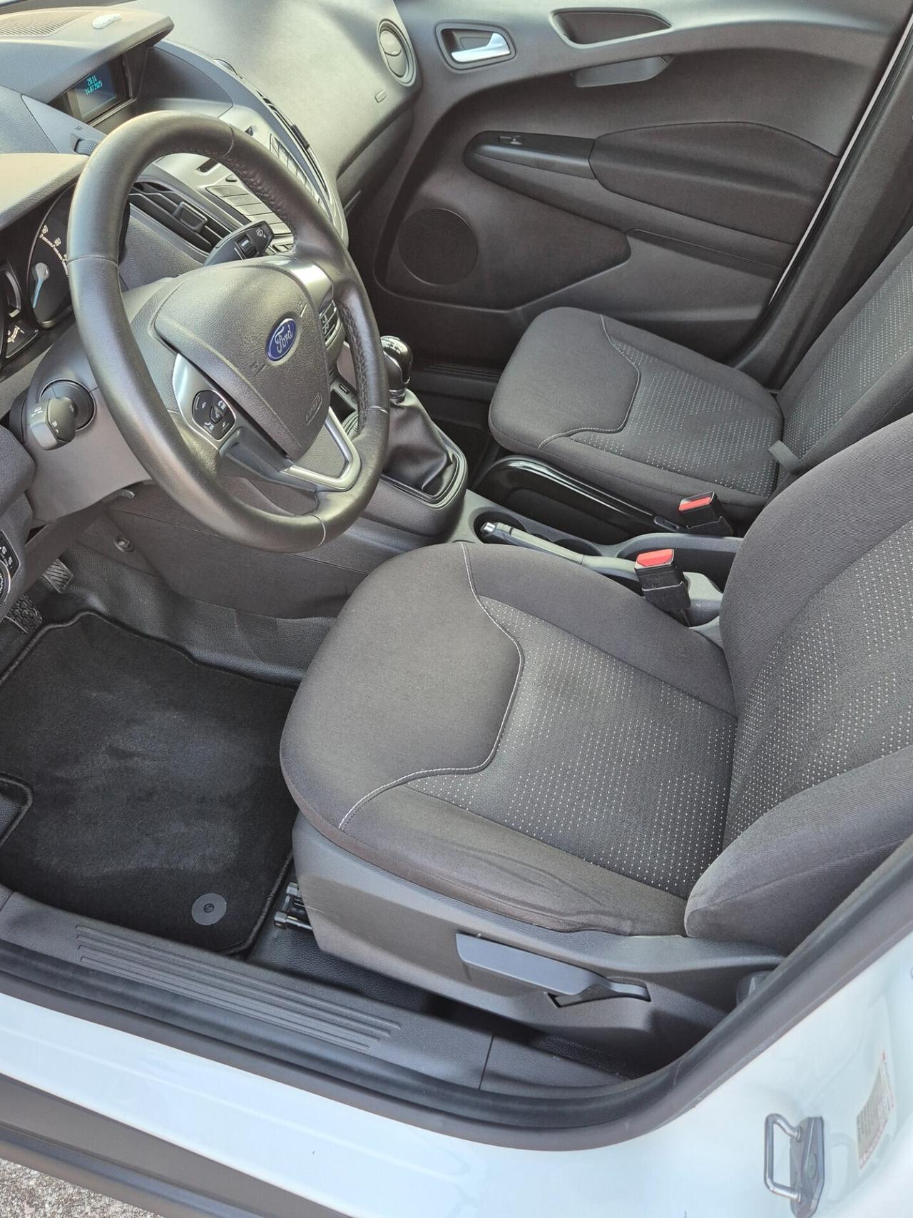 Ford Transit Courier 1.5 TDCi 95CV Van Trend
