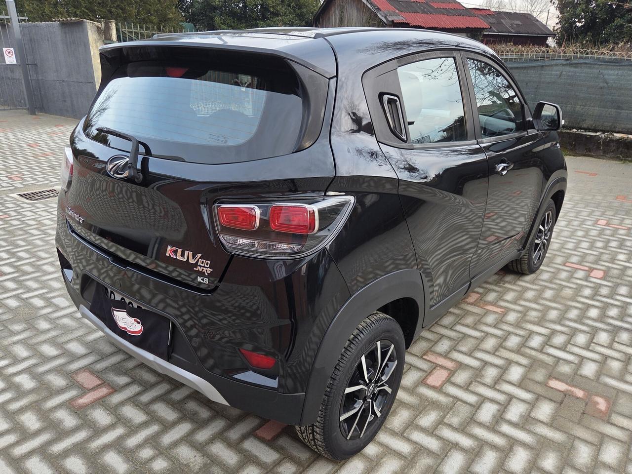 Mahindra KUV100 1.2 VVT K8 87cv