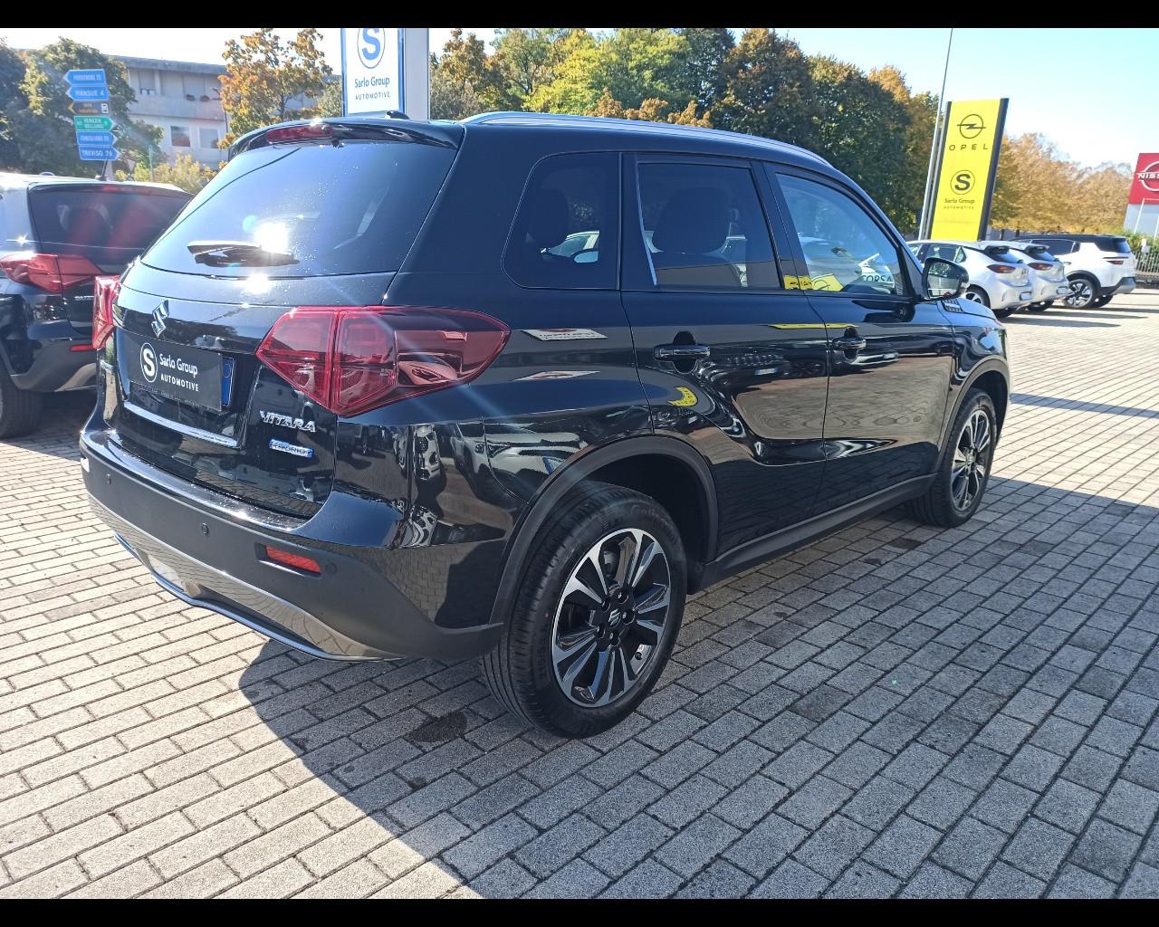 SUZUKI Vitara (2015) - Vitara 1.4 Hybrid Top
