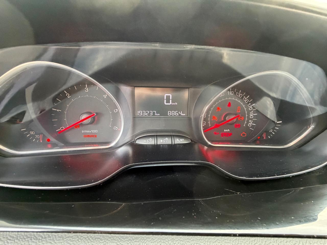 Peugeot 208 1.4 HDi 68 CV 5 porte Active