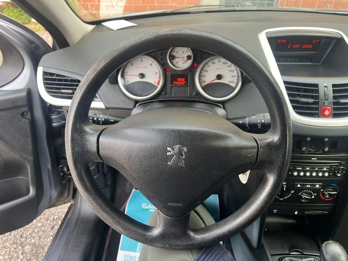 PEUGEOT - 207 - HDi 70CV 5p. ONE Line