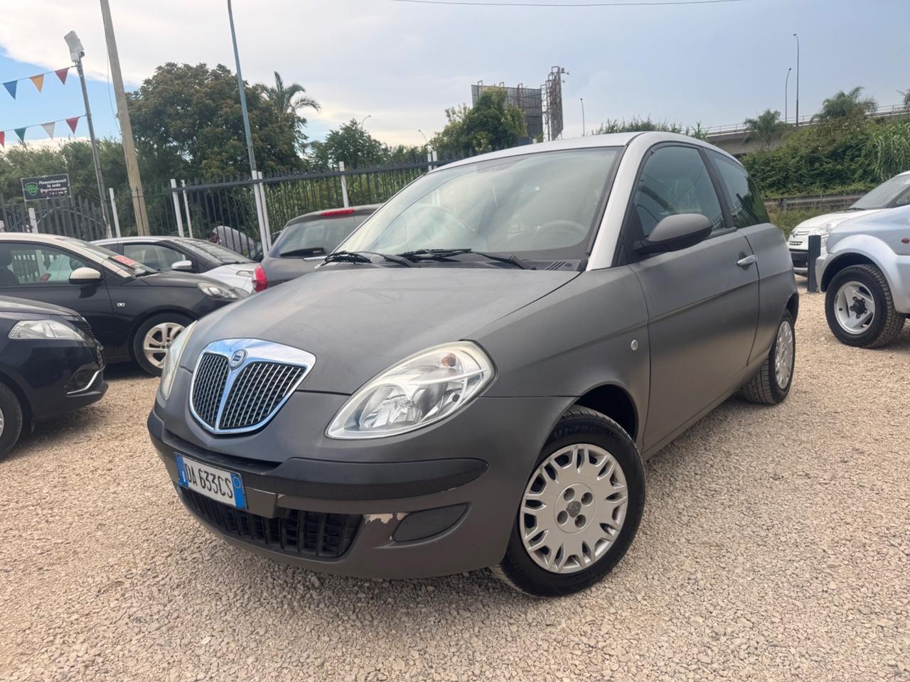 Lancia Ypsilon 1.2 Oro