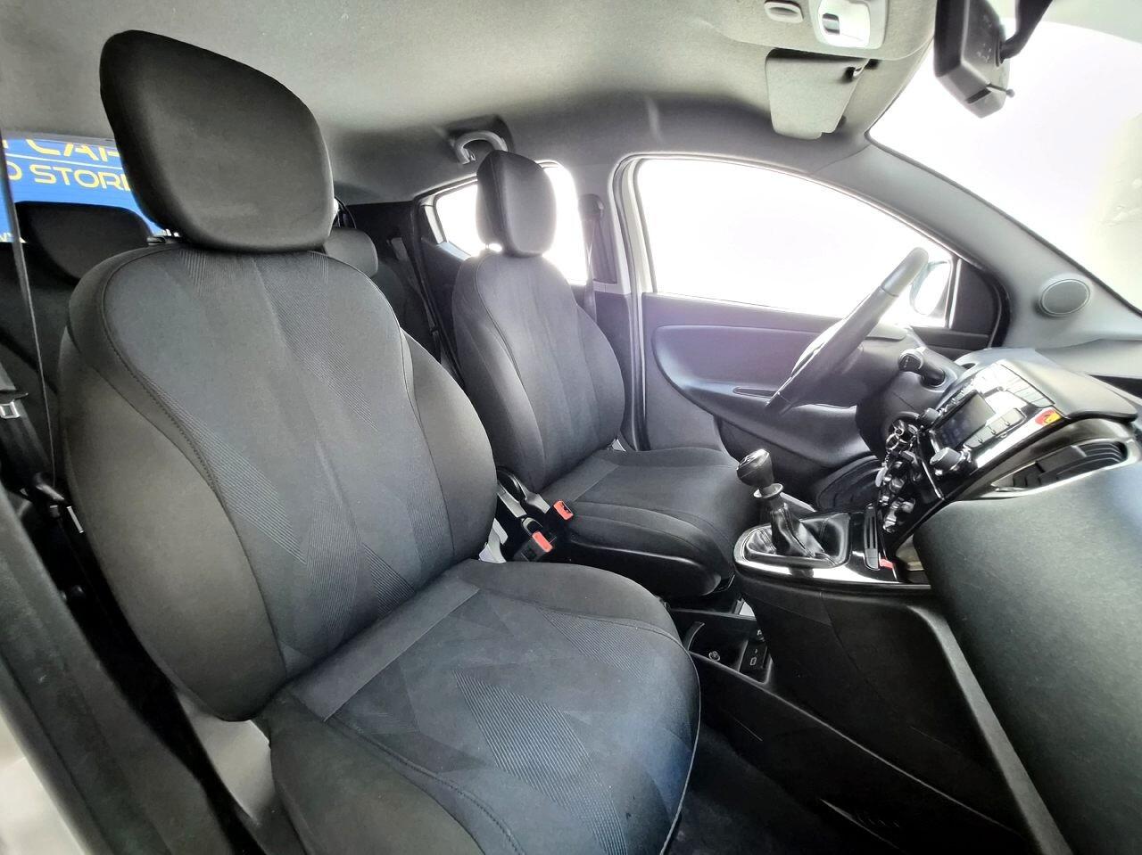 Lancia Ypsilon 1.2 GPL Gold